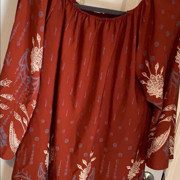 Half Sleeve Off the Shoulder Dress - Picture 7 of 8